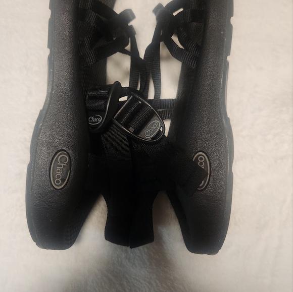 Chaco size 9 - Picture 3 of 9
